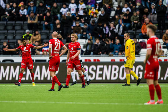 Japhet Sery Larsen and Sivert Heltne Nilsen of Brann looks