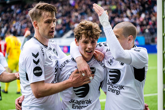 Filip Jørgensen of Odd celebrates