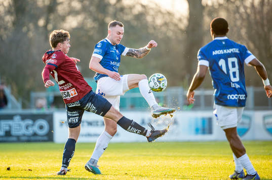 Trelleborgs Filip Bohman mot Örgrytes Linus Tagesson