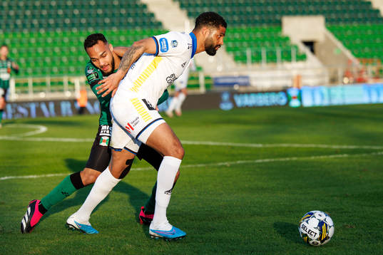 Varbergs Vinicius Nogueira de Oliveira och Sirius
