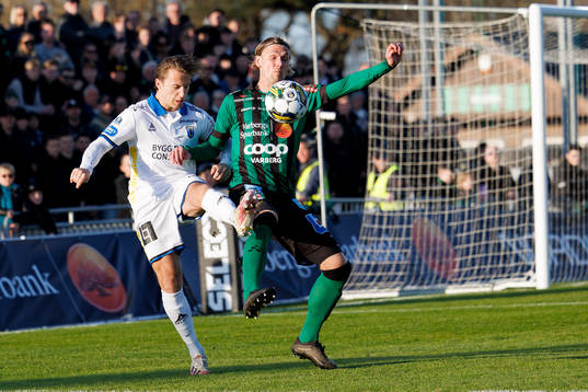 Sirius Melker Heier och Varbergs Hampus Zackrisson