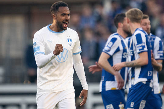 Malmö FFs Isaac Kiese Thelin jublar