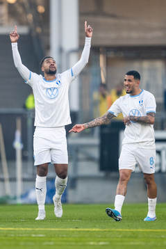 Malmö FFs Isaac Kiese Thelin jublar