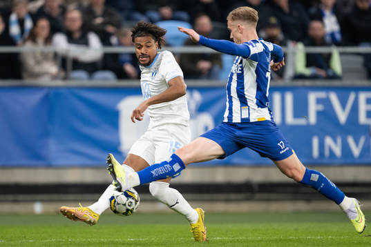 Malmö FFs Joseph Ceesay och IFK Göteborgs Oscar Wendt