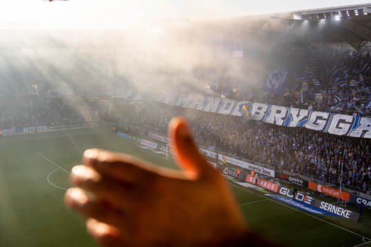 IFK Göteborgs supportrar med ett tifo