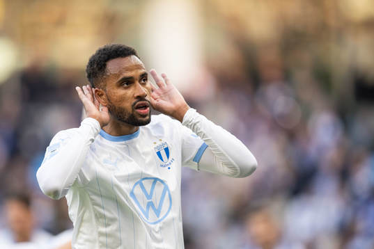 Malmö FFs Isaac Kiese Thelin jublar