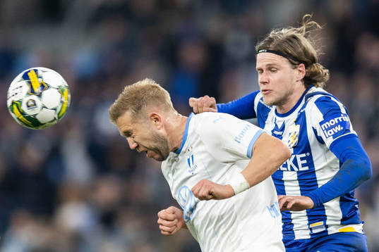 Malmö FFs Anton Tinnerholm och IFK Göteborgs Gustaf Norlin