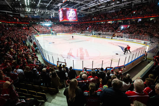 Hägglunds arena