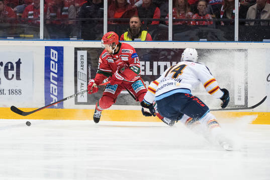 Modos Nicholas Halloran och Djurgårdens Lukas Vejdemo