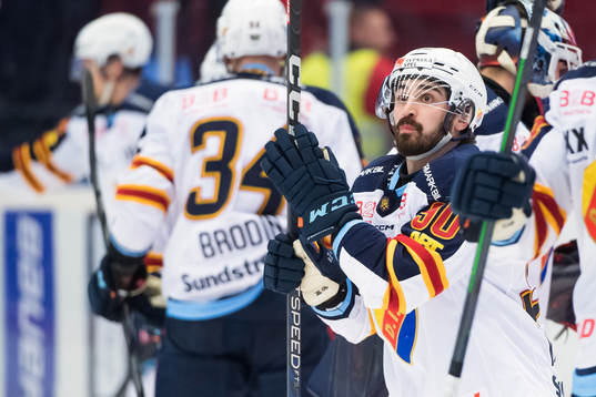 Djurgårdens Kevin Karlsson jublar