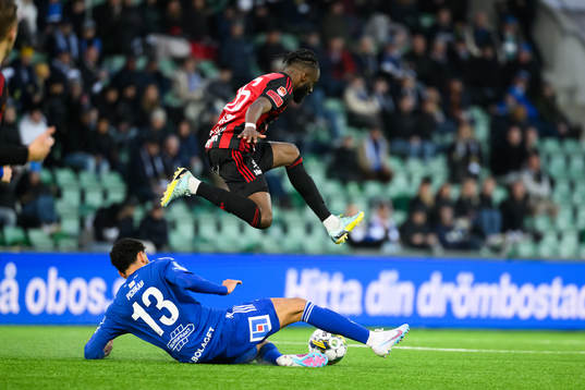 GIF Sundsvalls Paya Pichkah och Östersunds Mansour Sinyan