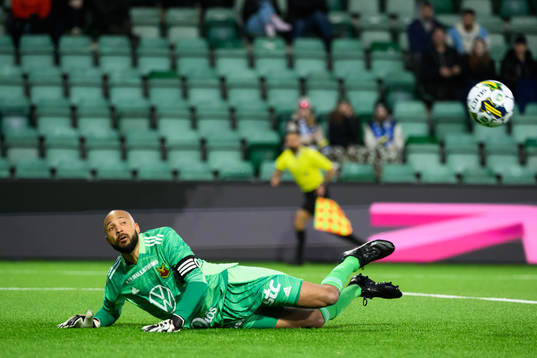 Östersunds målvakt Aly Keita