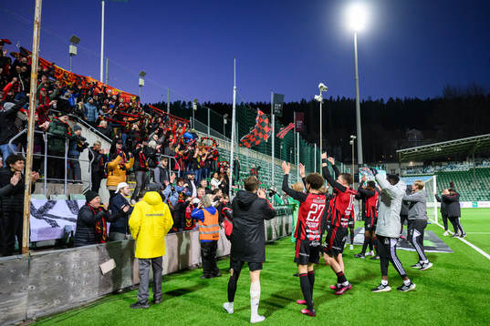 Östersund jublar mot publiken