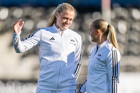 Mathilde Hauge Harviken and Celine Emilie Nergård of