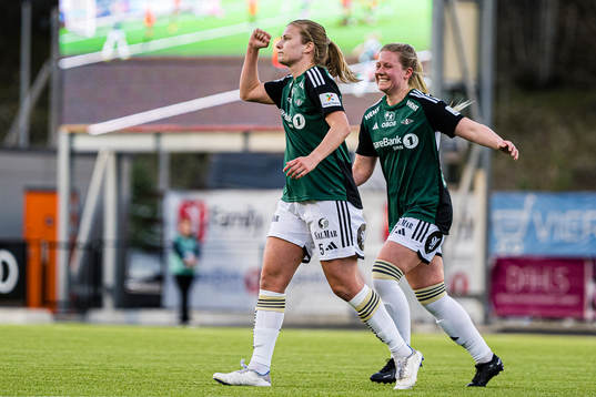 Cesilie Andreassen of Rosenborg celebrates with Selma Sol