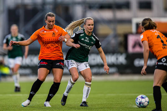 Katarina Dybvik Sunde of Åsane and Maria Olsvik of