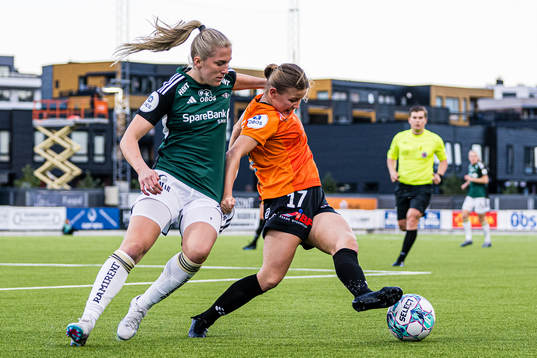 Emilie Nautnes of Rosenborg and Anette Snørteland Jensen