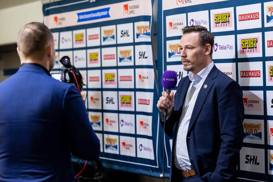 Cmore intervjuar Växjös målvaktstränare Andreas
