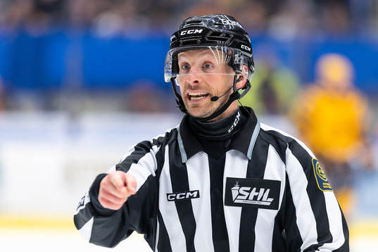 Linjedomare Örjan Åhlén