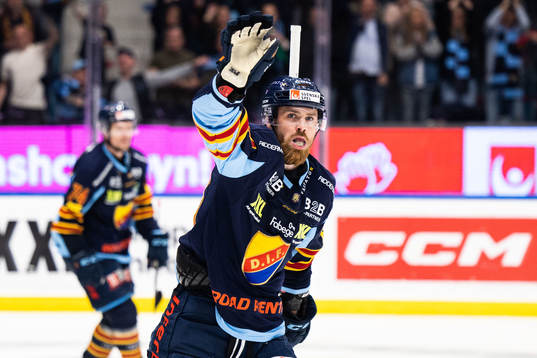Djurgårdens Daniel Brodin jublar