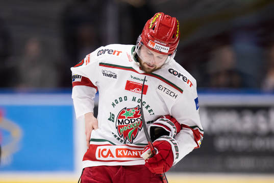 Modos  Pontus Näsen deppar