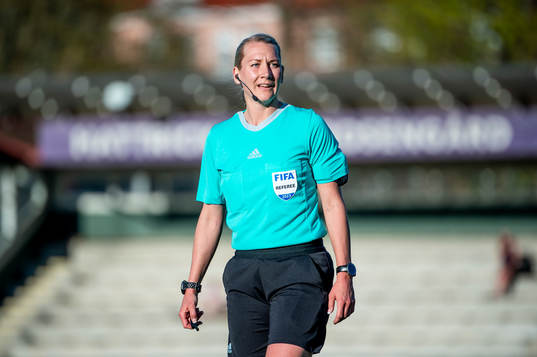 Domare Tess Olofsson
