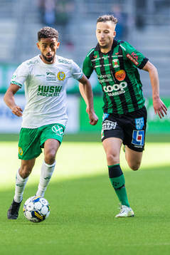 Hammarbys Tesfaldet Tekie och Varbergs Yassine El Ouatki