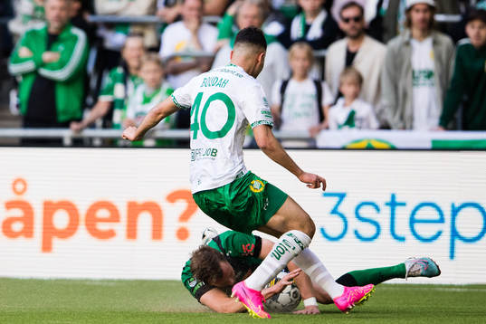 Varbergs Hampus Zackrisson och Hammarbys Abdelrahman Boudah