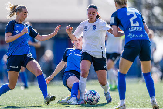 Hedda Kristensen Hansen of Grei and Ragnhild Eikeland Skage