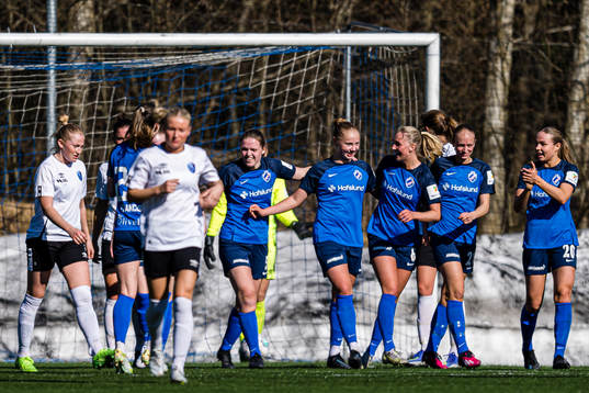 Amalie Isabell Taraldsen of Grei celebrates