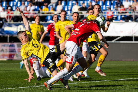 Elfsborgs Andre Ibsen Rømer och Degerfors Gustav Granath