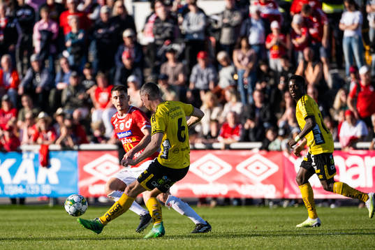 Degerfors Seid Korac och Elfsborgs Andre Ibsen Rømer