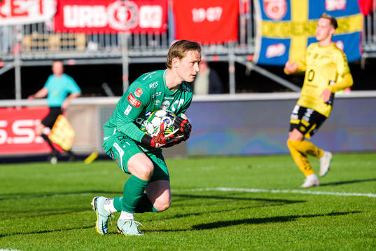 Degerfors målvakt Sondre Lovseth Rossbach