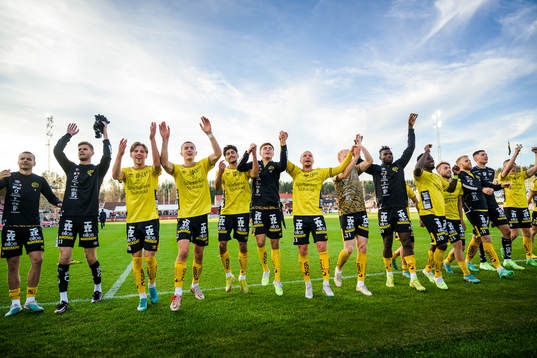 Elfsborgs spelare jublar
