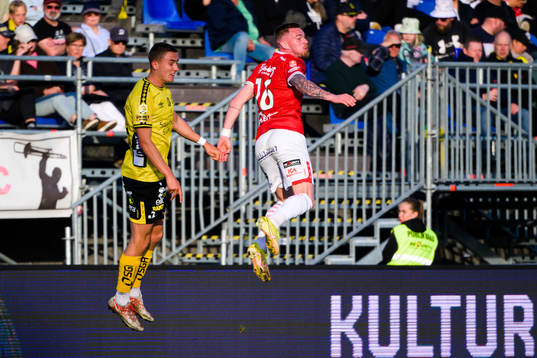 Elfsborgs Gustaf Lagerbielke och Degerfors Rasmus Örqvist