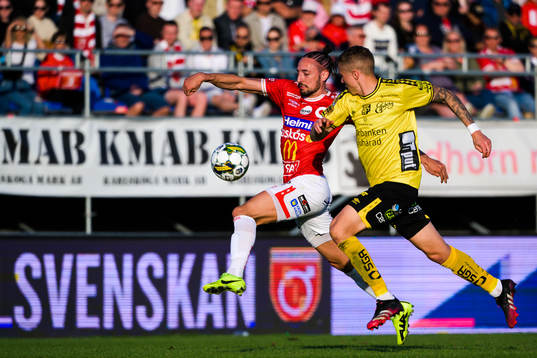 Degerfors Dijan Vukojevic och Elfsborgs Sebastian Holmen
