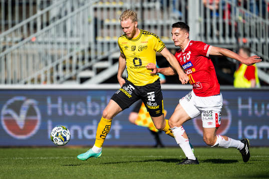 Elfsborgs Sveinn Guðjohnsen och Degerfors Seid Korac