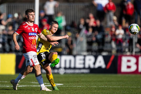 Degerfors Damjan Pavlovic och Elfsborgs Andre Ibsen Rømer