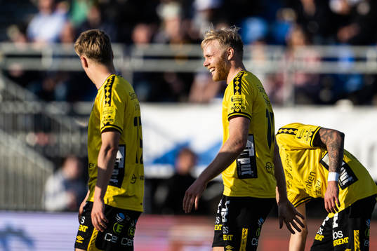 Elfsborgs Sveinn Guðjohnsen jublar