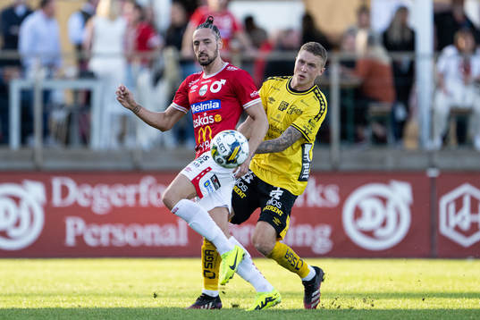 Degerfors Dijan Vukojevic och Elfsborgs Sebastian Holmen