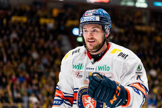 Växjös Keegan Lowe jublar