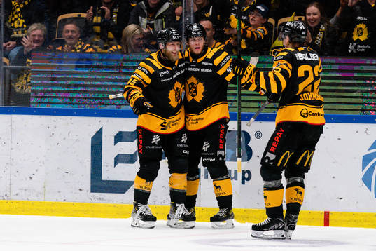 Skellefteås Oscar Möller , Rickard Hugg och Jonathan