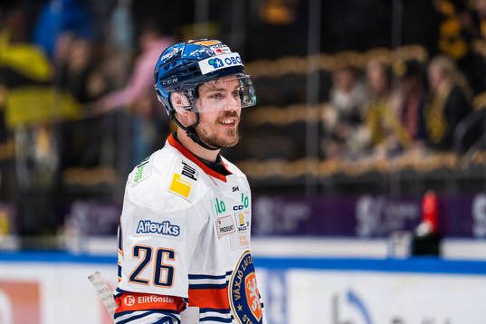 Växjös Joel Kellman jublar