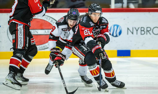Piteås Rasmus Similä och Nybros Juho Liuksiala