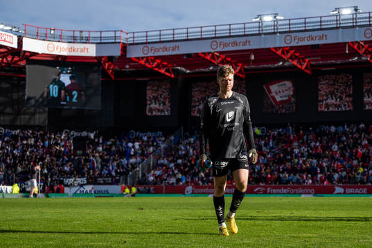 goalkeeper Mathias Dyngeland of Brann looks dejected at