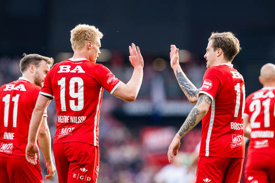 Sivert Heltne Nilsen of Brann celebrates with Frederik