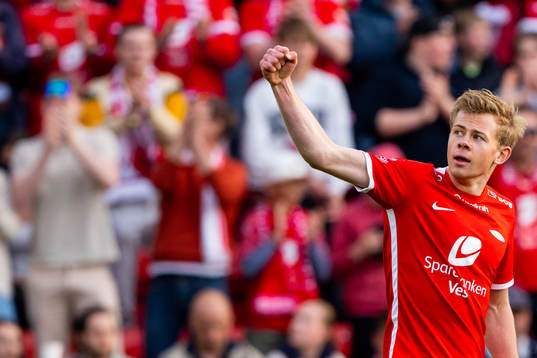 Aune Selland Heggebø of Brann celebrates