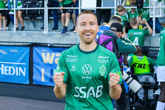 Brages Jacob Stensson jublar