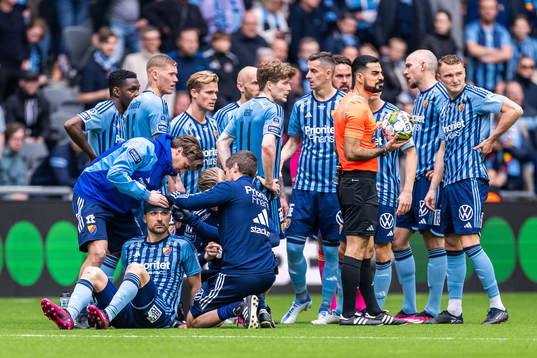 Djurgårdens Carlos Moros Gracia får vård