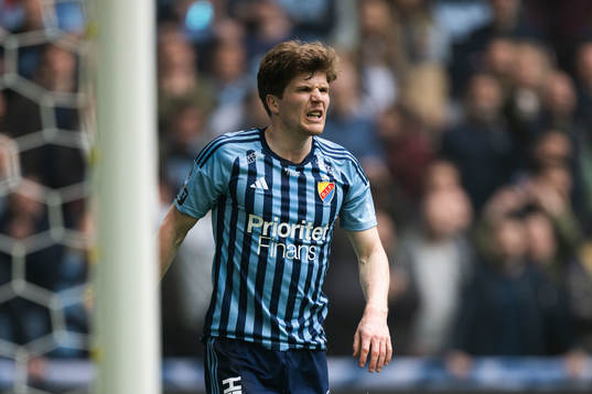 Djurgårdens Oliver Berg har ont